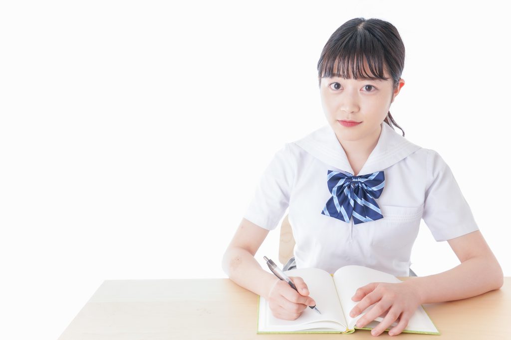 中高一貫校からの通信制高校への転入学を夏に考える。9月からの新しいスタートへ
