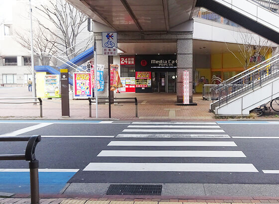 あるあるCity近くの横断歩道